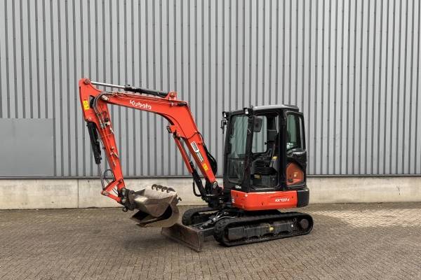 Kubota KX037-4