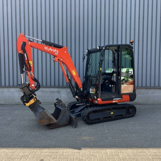 Kubota KX27-4 met Engcon draaikantelstuk